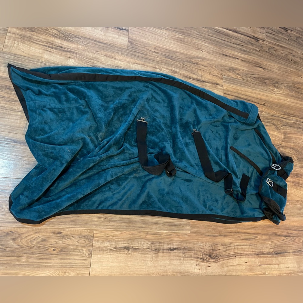 Horse cooler blanket size 72” green/blue